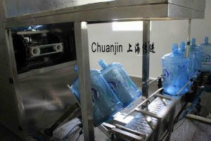 上海传进厂家供应矿泉水专用输送设备