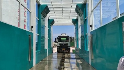 龙门式全自动洗车机 高效自动冲洗排泥，专为水资源机械设备制造而设计